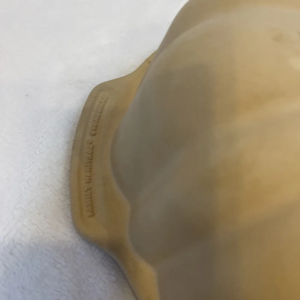 Pampered Chef type bundt